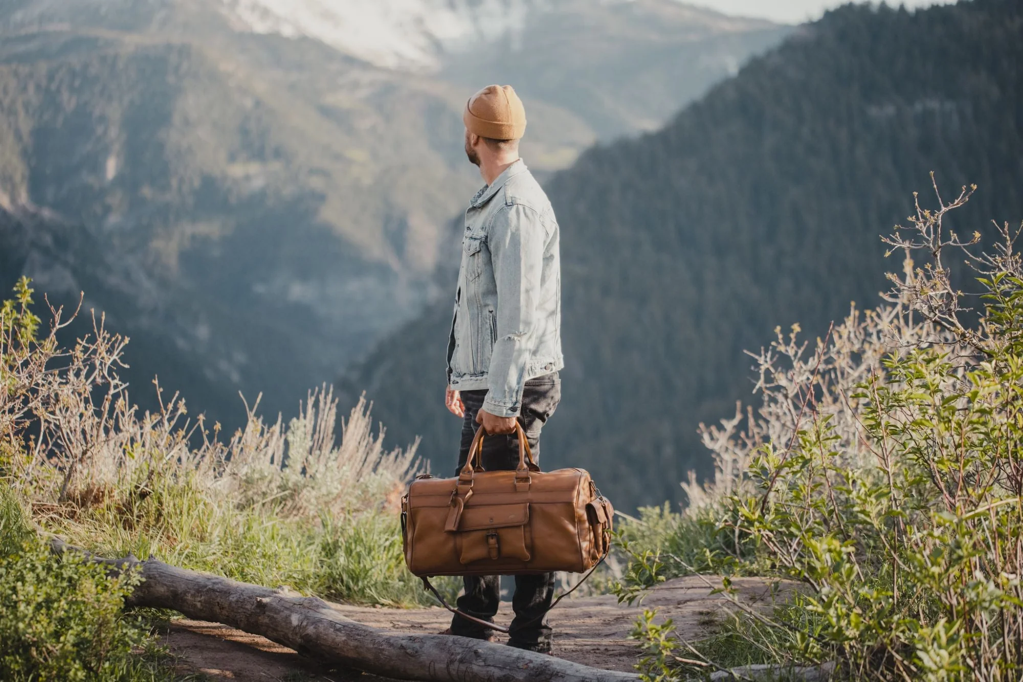 Yukon 60L Weekender Duffel - Image 7