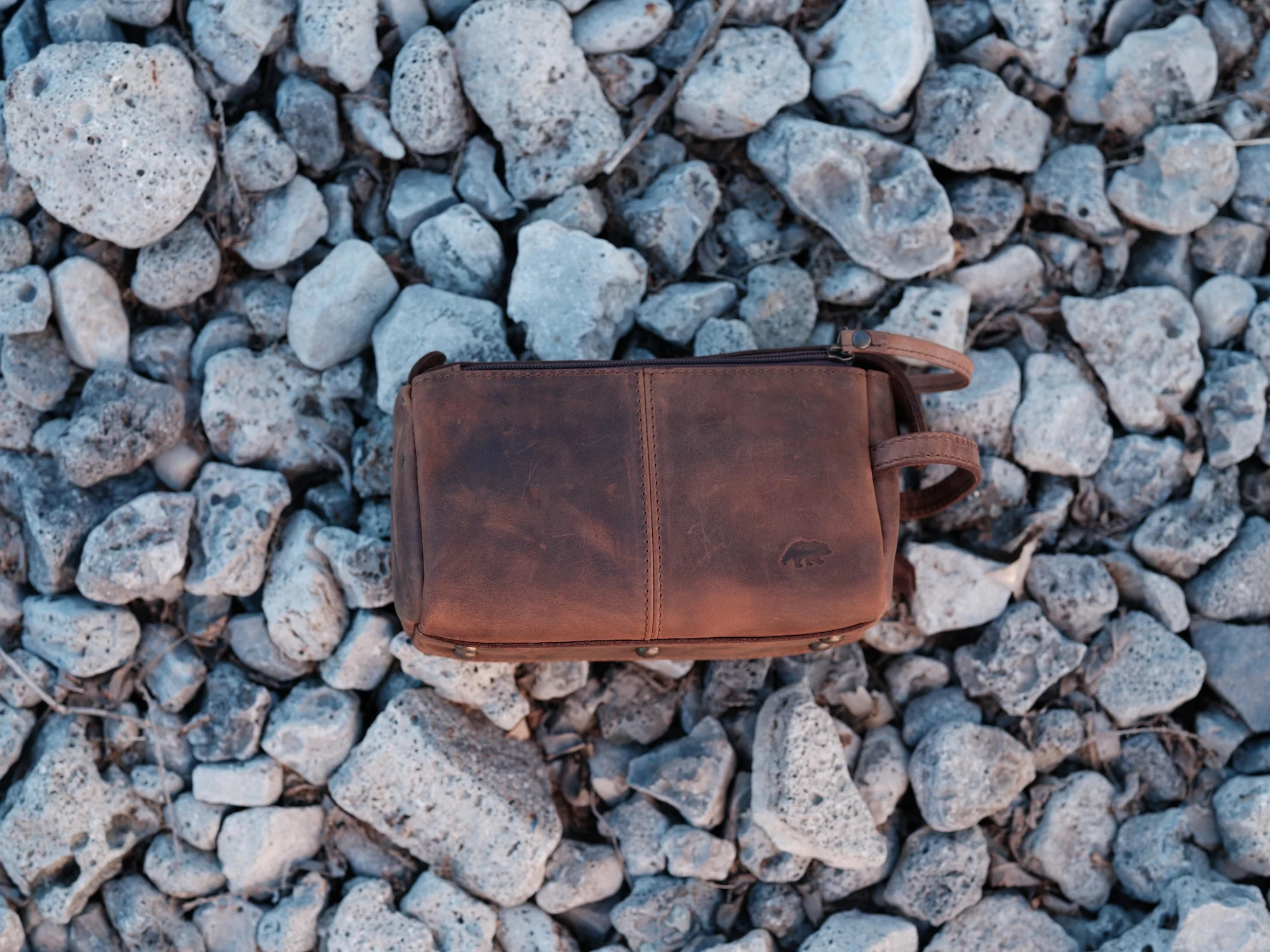 Yukon Toiletry Bag - Image 9